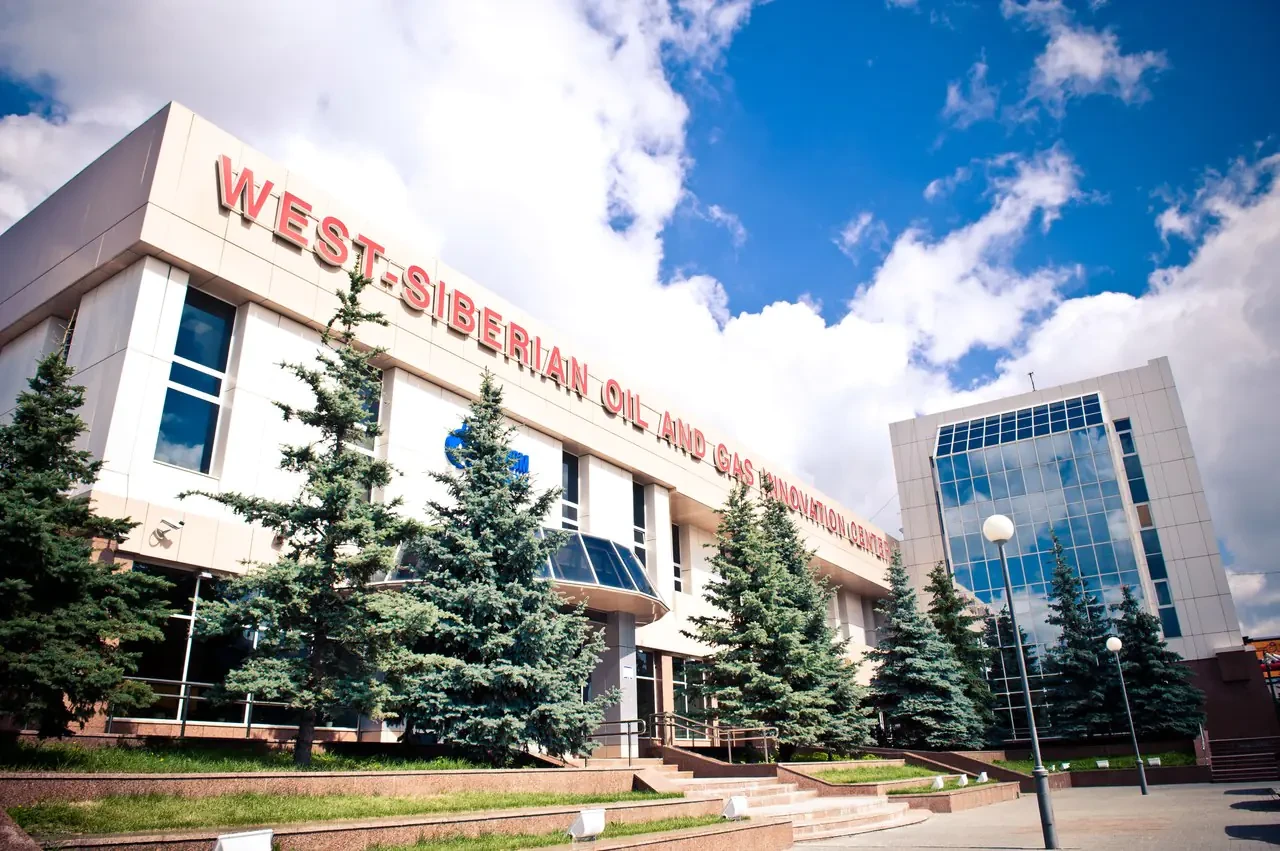Республика 142 технопарк. Республики 142 Тюмень Технопарк. Технопарк Тюмень. НОЦ Тюмень. Технопарк Тюмень фото.